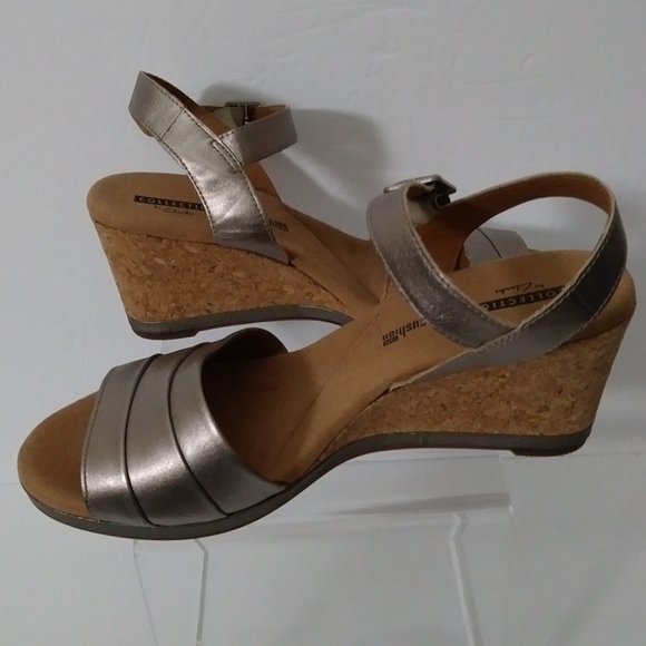 Clarks Strap Wedge Sandals - Picture 4 of 16